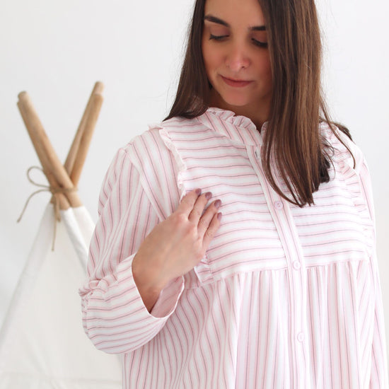 Load image into Gallery viewer, maternity pajama with ruffles for mom
